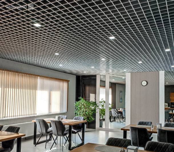 Потолок Грильято: виды, преимущества и монтаж ячеистых систем